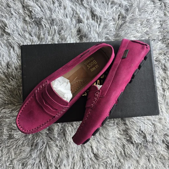 G.H. Bass Magenta Moccasins - Picture 4 of 8
